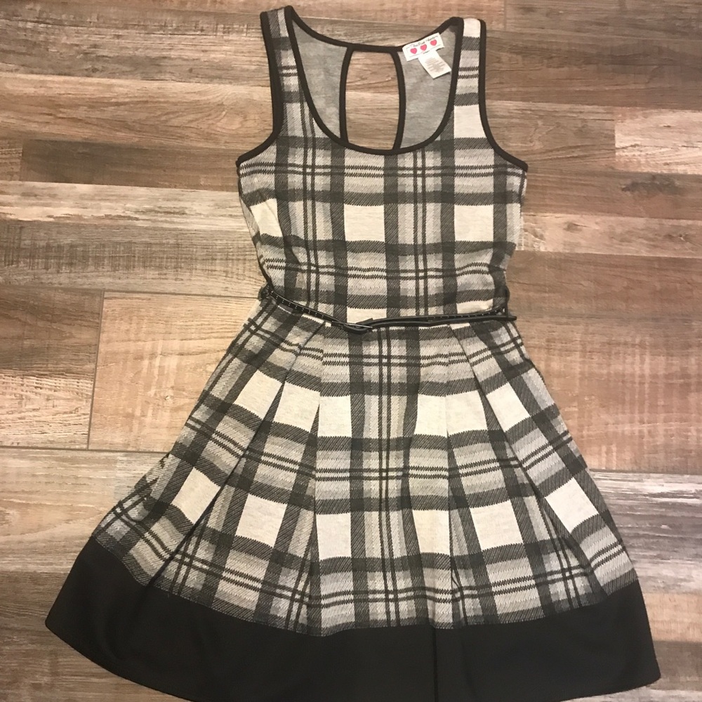 Three Pink Hearts junior plaid jumper dress XS